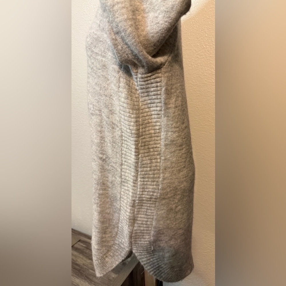 Marled Reunited Snuggly Soft Cowl Neck Sweater | Light Gray & White | Size L - Picture 7 of 7
